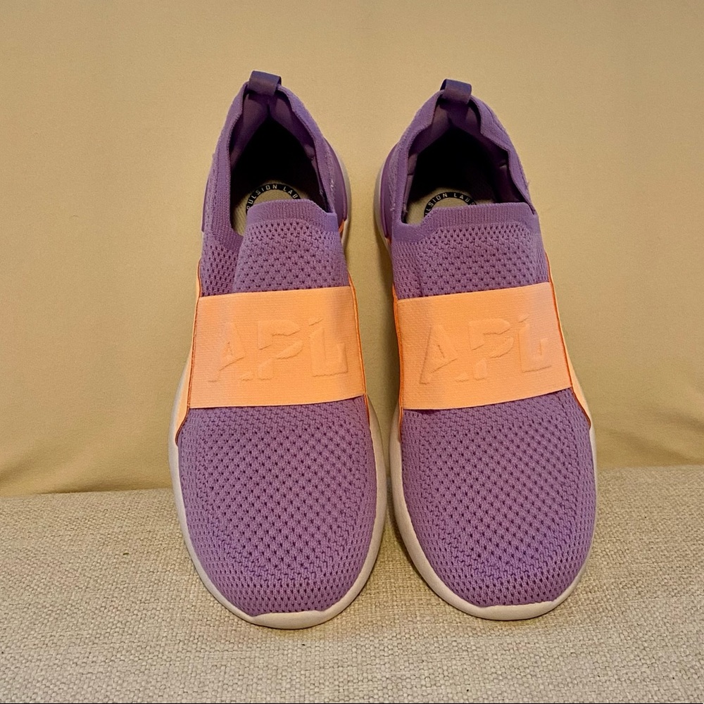 APL sneakers Women 7.5 like new (worn once)